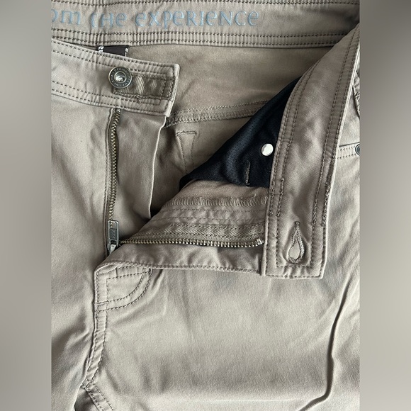 prAna Breathe Shorts Size Flat Front 32W x 11L Mud (Olive / Brown) RN124977 - Picture 9 of 16